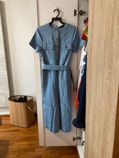 (Category: ) located in . Submitted by theroomofclothes (Listing ID 1165933061, Image 1). Description: .