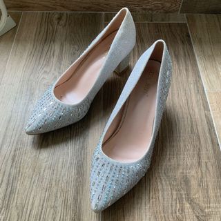（分類：）位於 。 由 mysmellycat 提交（商品編號 1166071171，圖片 1）。簡介： 。