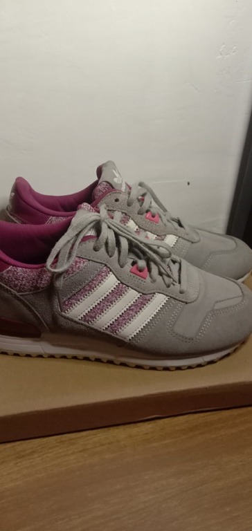 Adidas 3 Streifen Die Weltmarke Mit Den Athletic Shoe