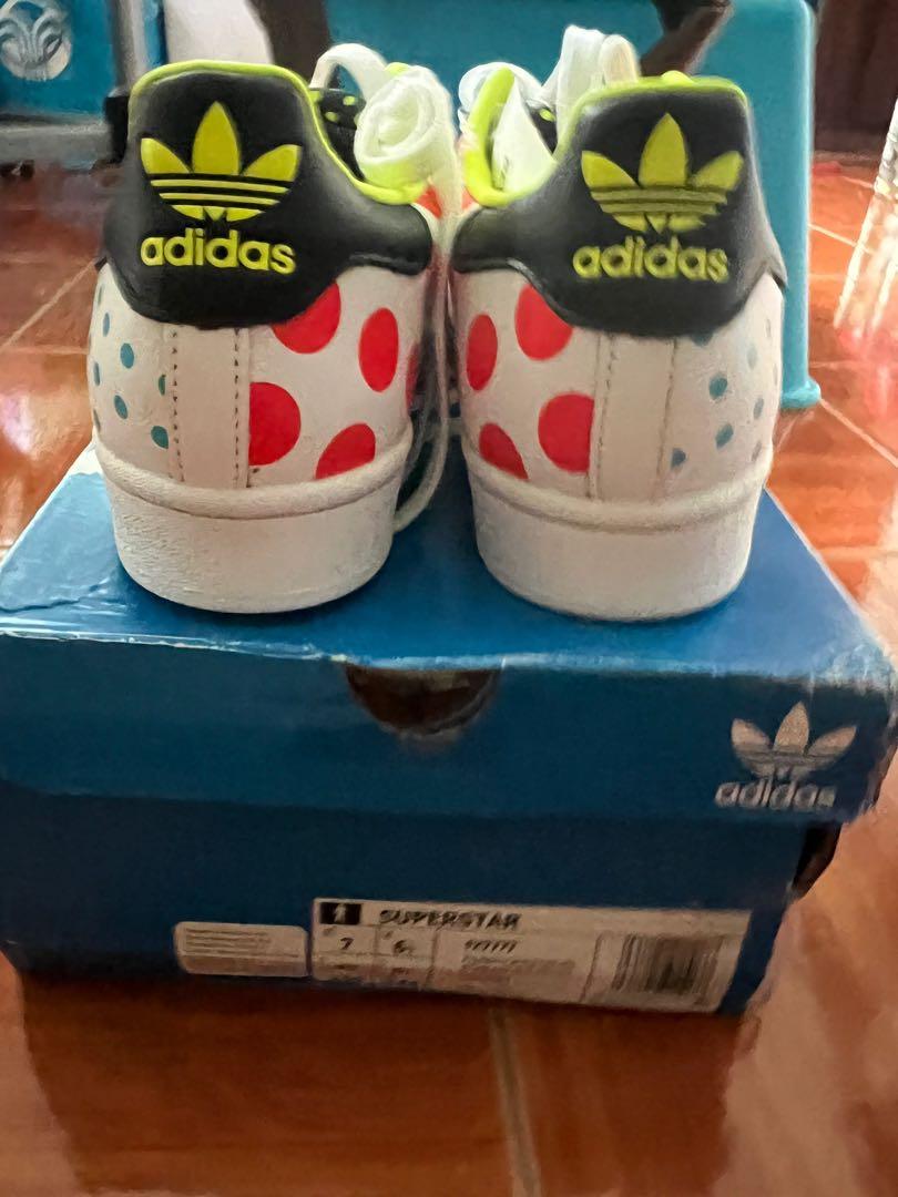 Adidas superstar hotsell blue dots