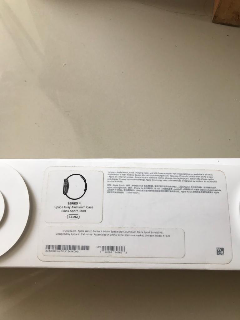 Apple Watch Series 4 44mm Space Gray 