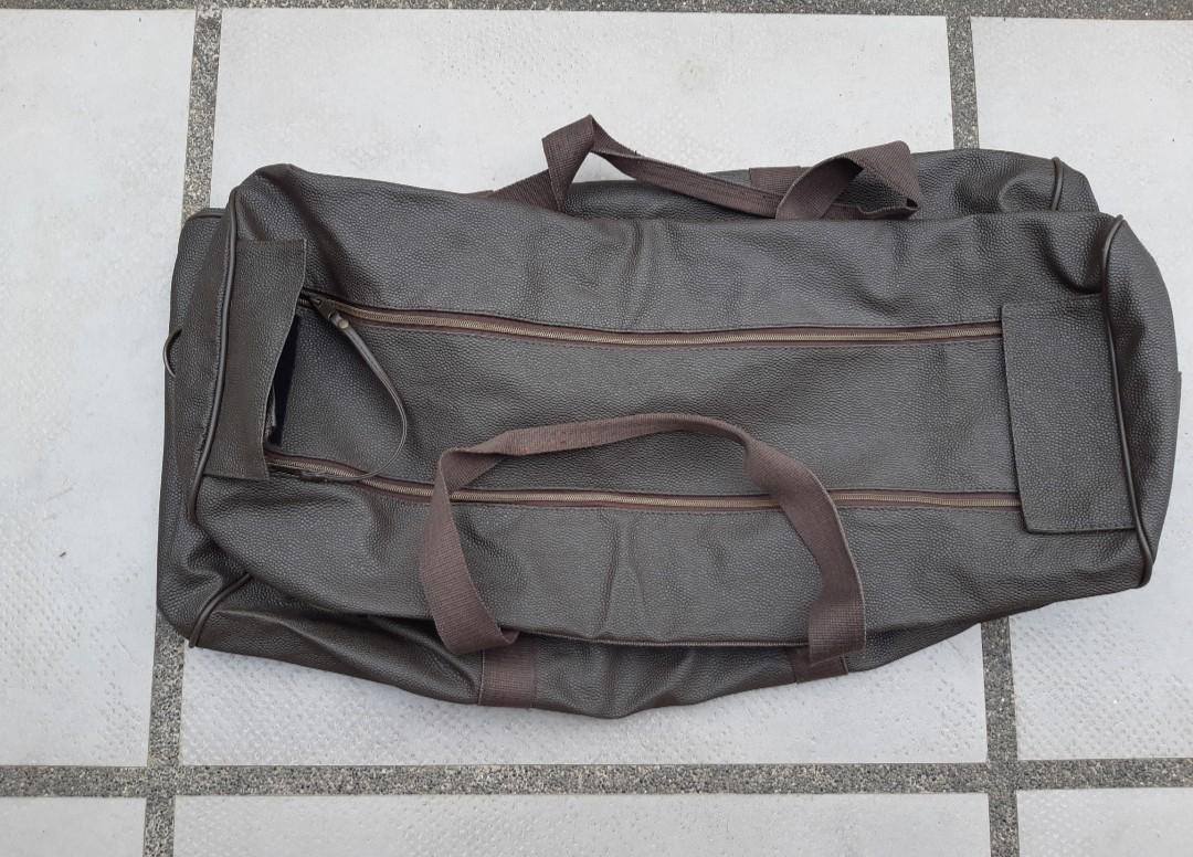 Aramis duffle best sale bag