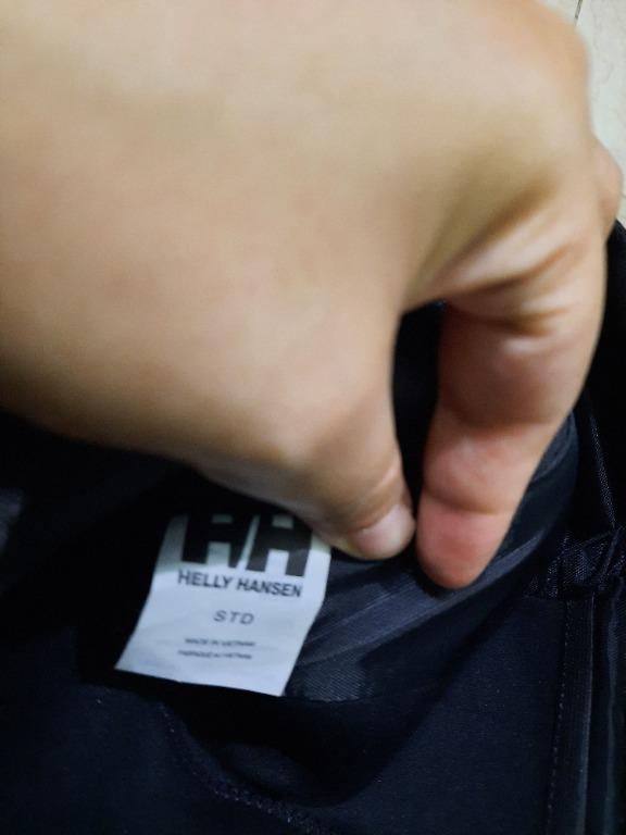 AUTHENTIC HELLY HANSEN TRAVEL MESSENGER BAG BLACK, Men's Fashion, Bags