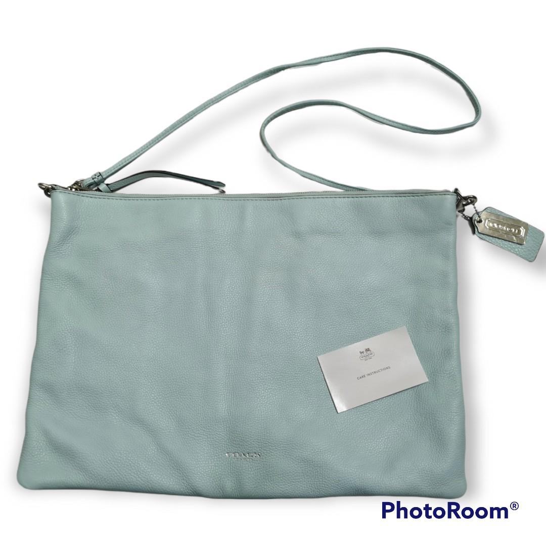 Coach bleecker sales daily shoulder bag