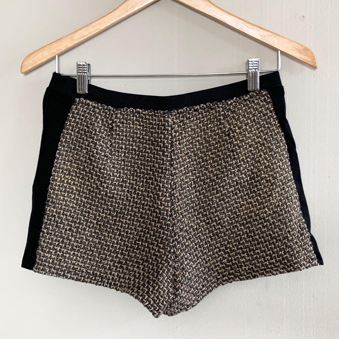 Black gold short, Fesyen Wanita 
