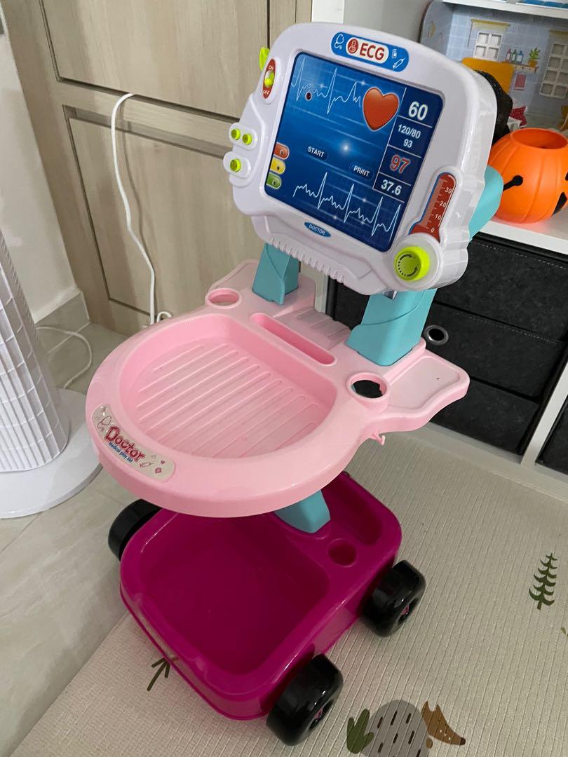 Doctors shop trolley toy