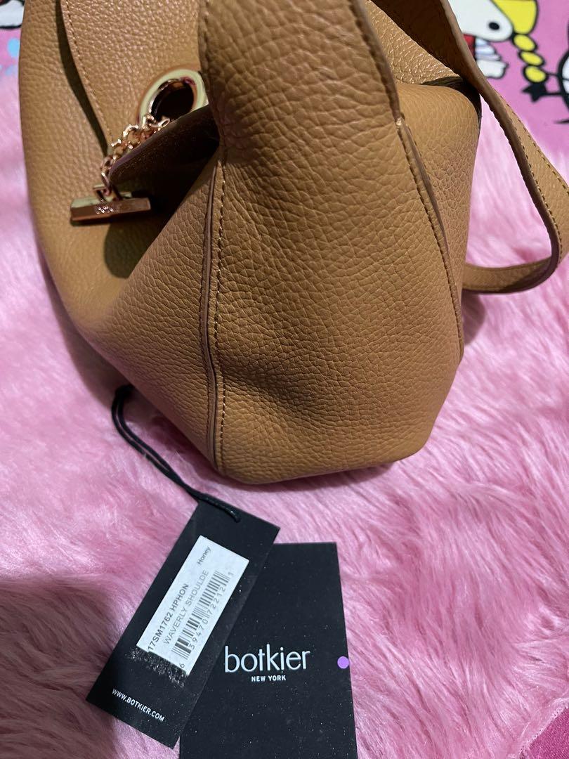 Botkier new york bag (Category: Luxury Bags & Wallets) located in Pasig City. Submitted by joypee737 (Listing ID 1166146729, Image 2). Description: Never been used Botkier new york hobo/crossbody bag. .