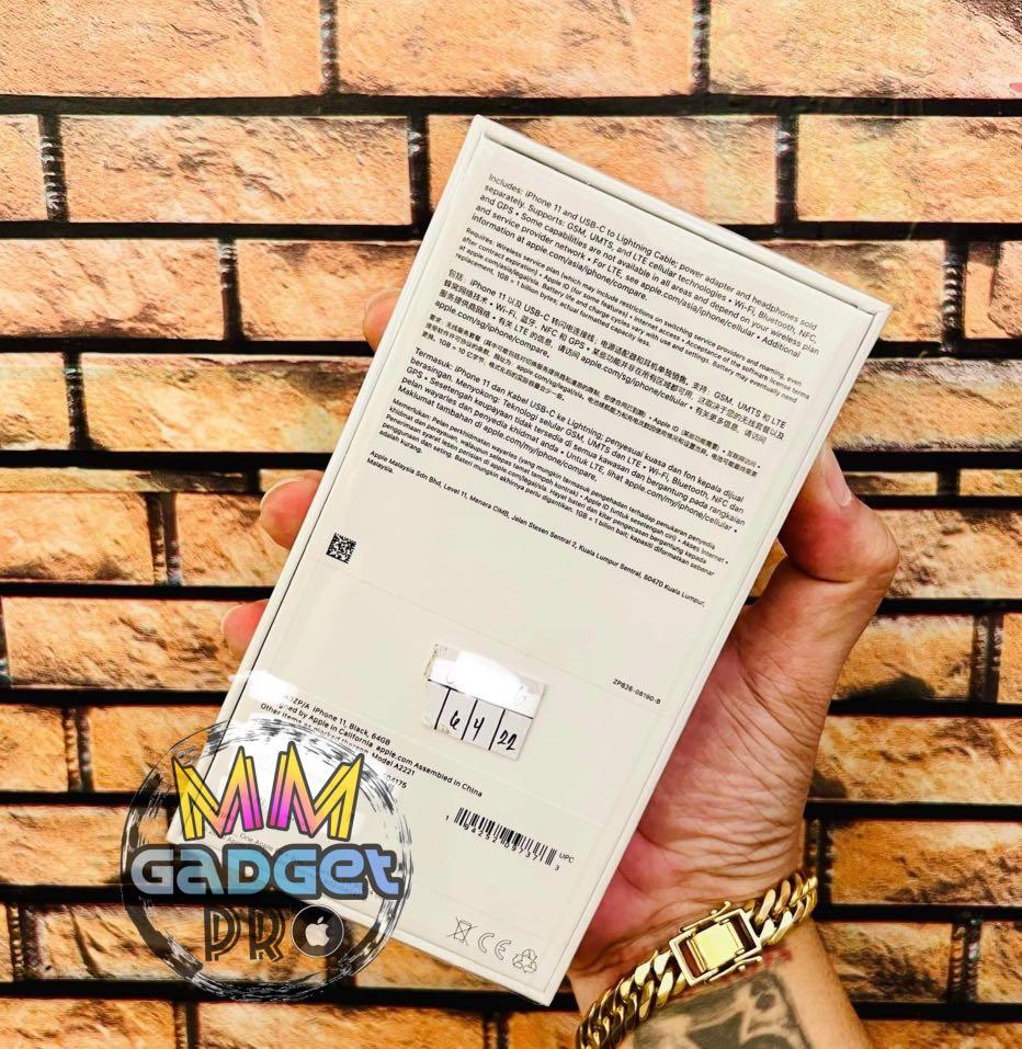 BRANDNEW iPhone 11 64gb Black NTC (Category: iPhone 11 Series) located in Quezon City. Submitted by mmercado123 (Listing ID 1166151982, Image 2). Description: Brandnew Sealed iPhone 11 64gb BLACK Local Variant NTC Approved Globelock 1year Warranty any powermac center 100% Brandnew sealed Not Activated 100% Original / Authentic COD / Meetup within manila qc valenzuela caloocan malabon cubao makati moa bulacan Outside metro manila shiping via lbc C