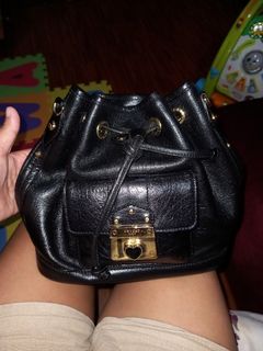 (Category: ) located in . Submitted by bagstastic (Listing ID 1166208391, Image 1). Description: .