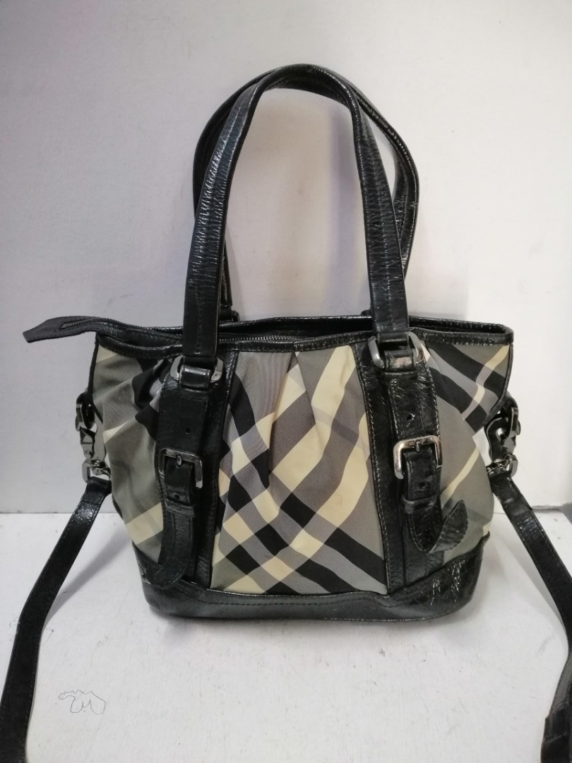 Burberry black /Grey shoulder bag handbag, Luxury, Bags & Wallets on  Carousell