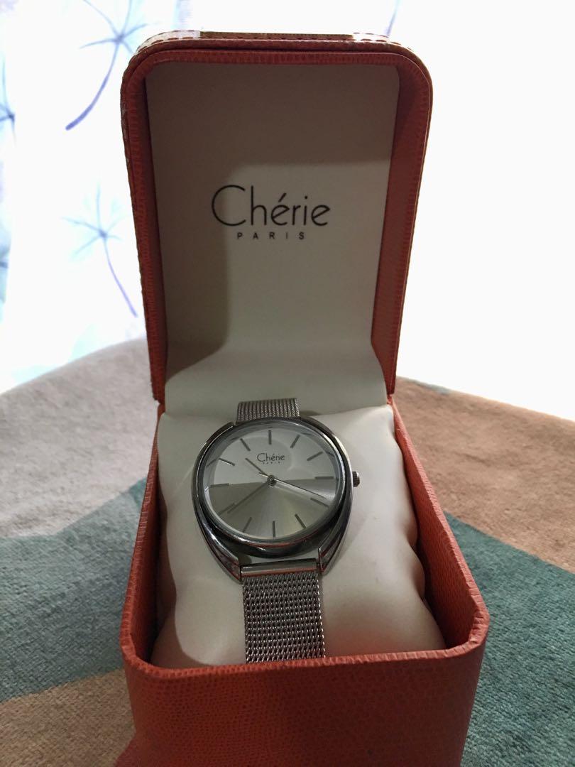 Cherie paris watch top