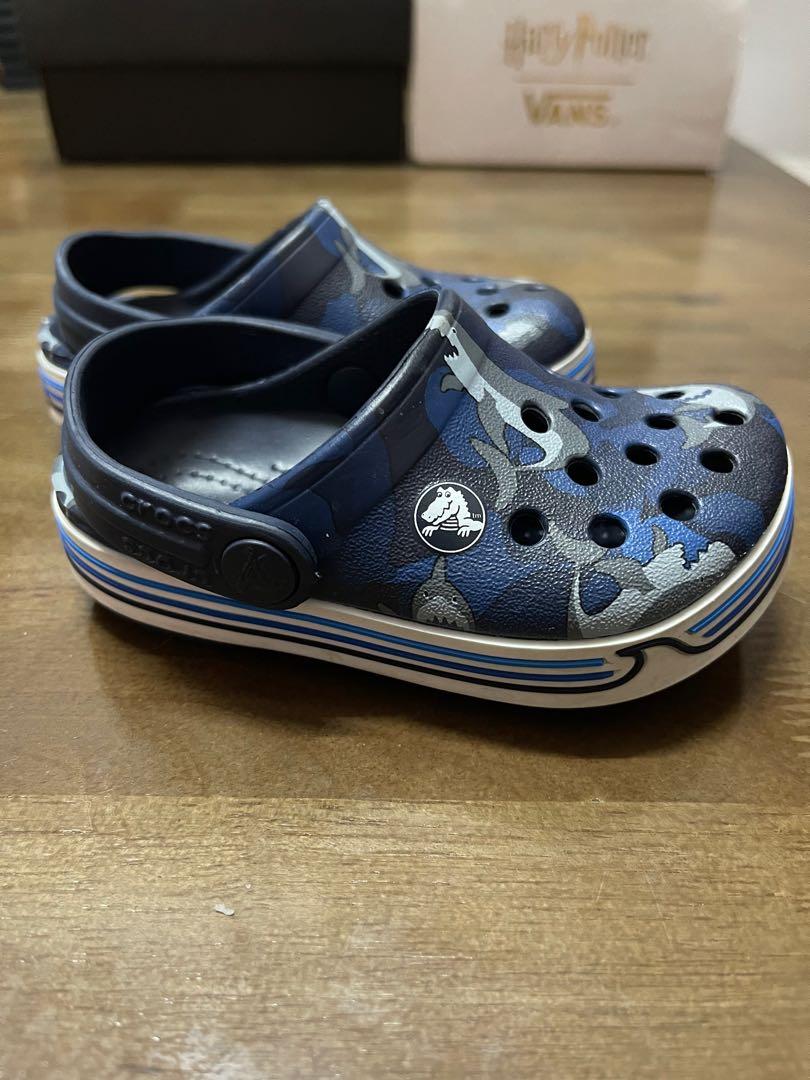 Shark best sale crocs boys