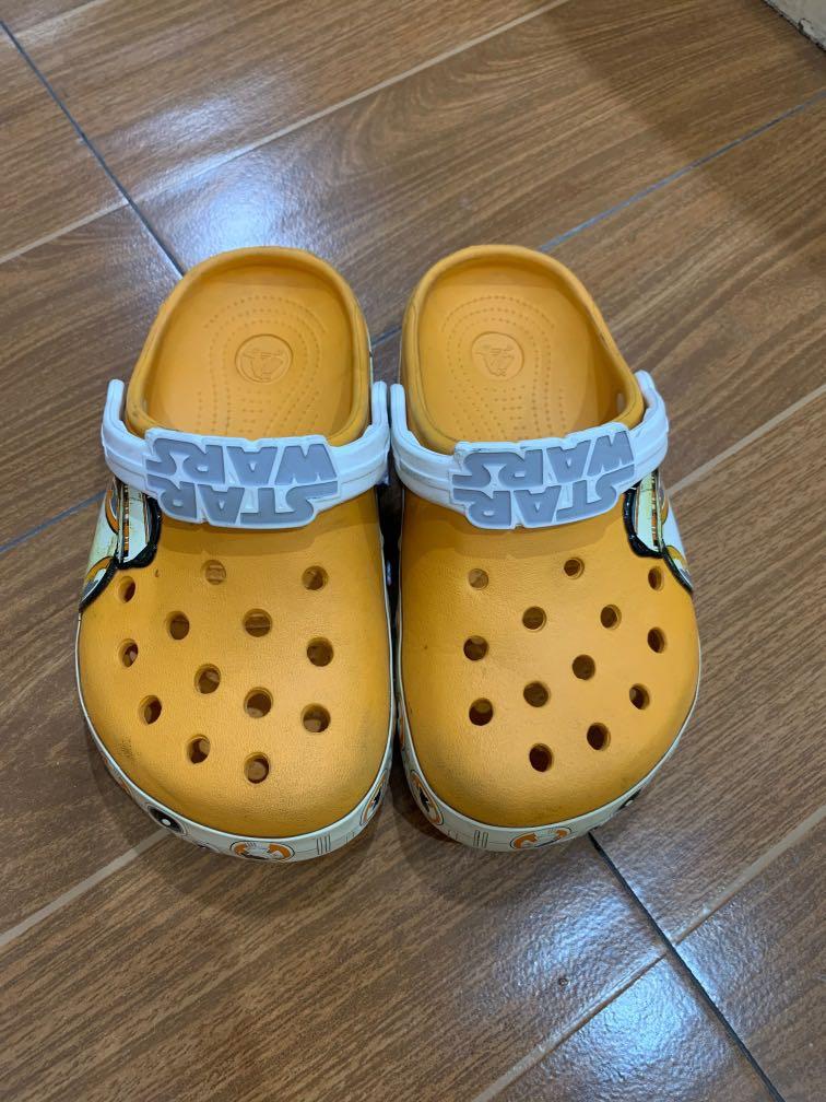 Bb8 crocs hotsell