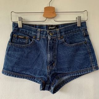 (Category: ) located in . Submitted by mysisterclothes (Listing ID 1166040356, Image 1). Description: .