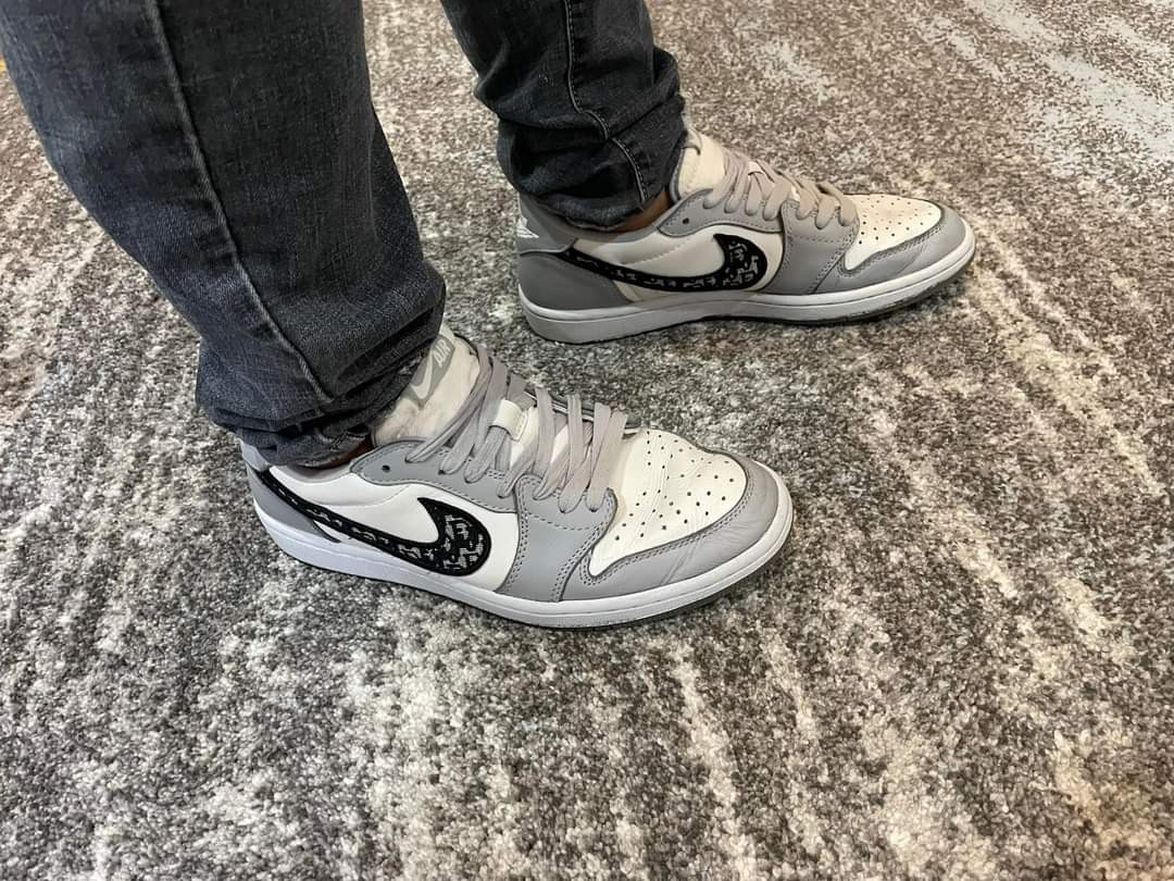Collab nike dior discount