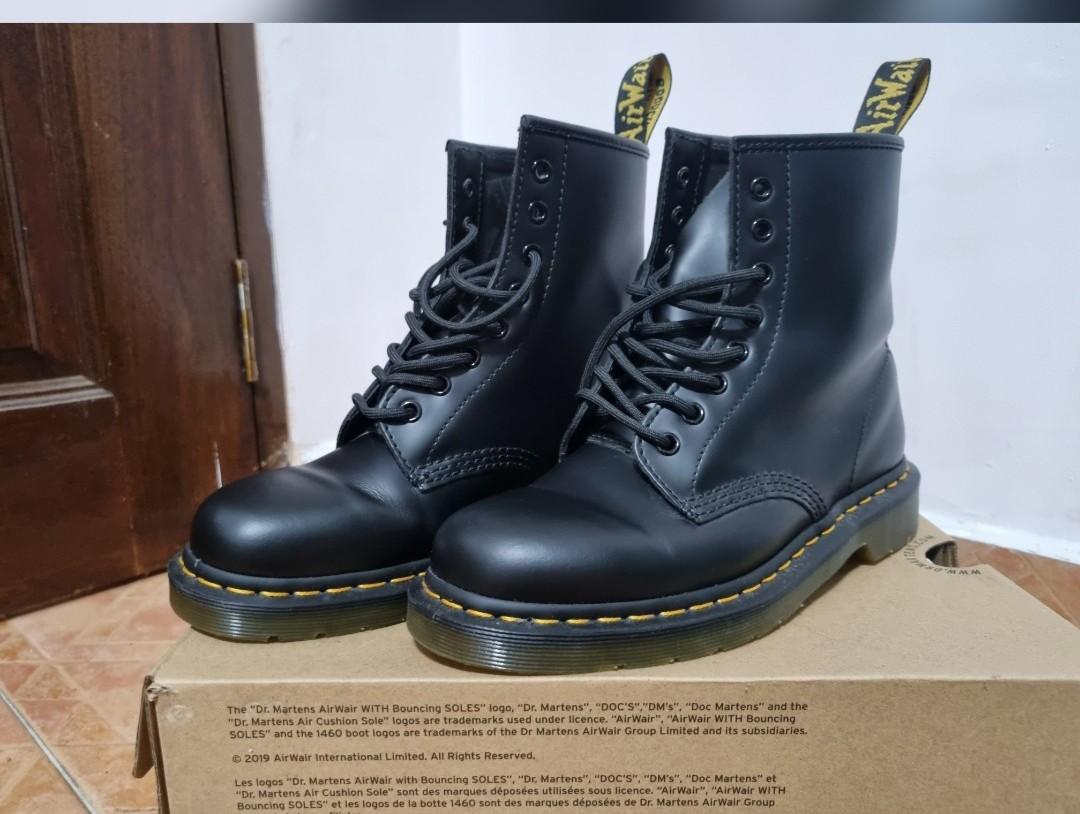 Dr Martens 1460 8 Eye Unisex Boots, Men 