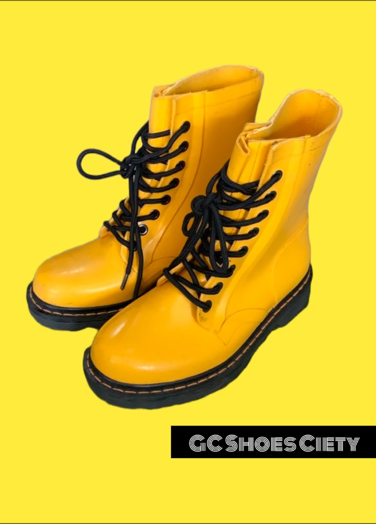 dr martens drench boots