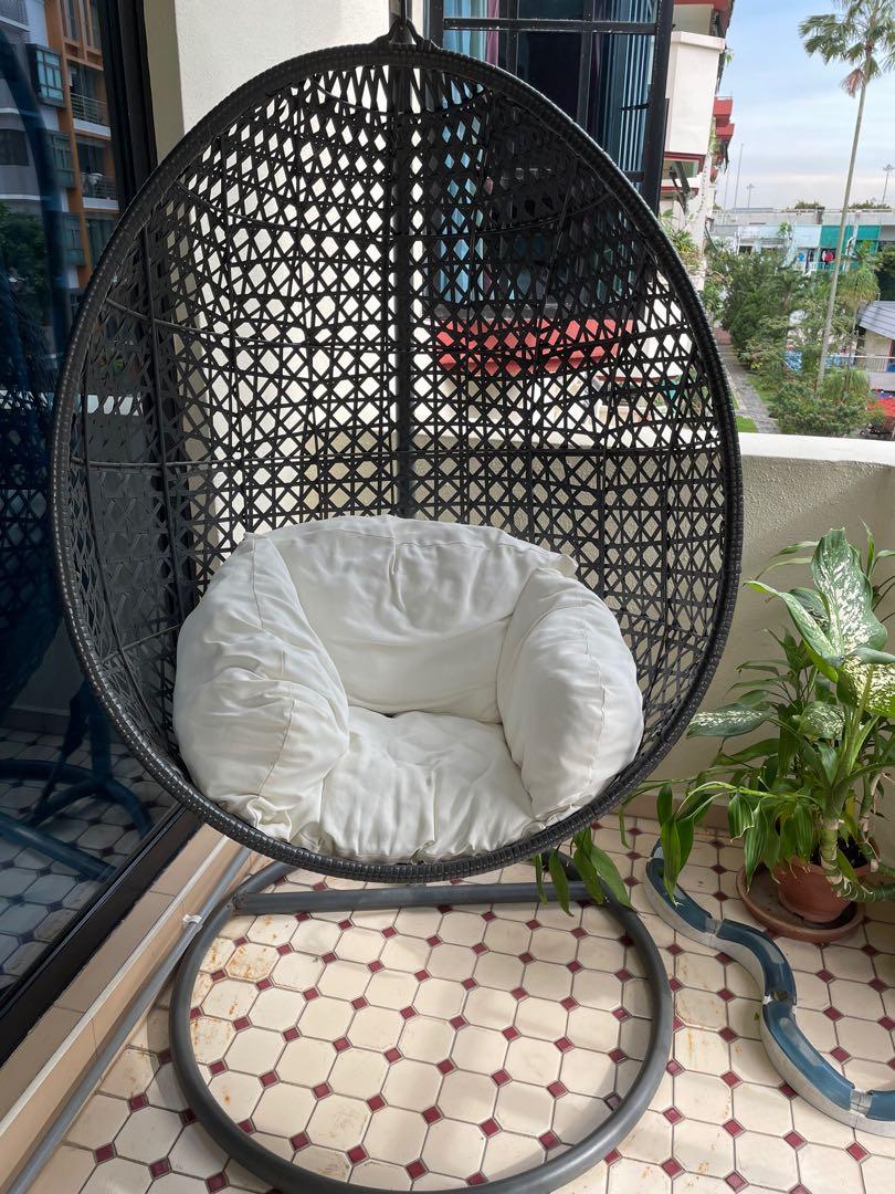 Egg shaped online rocking chair
