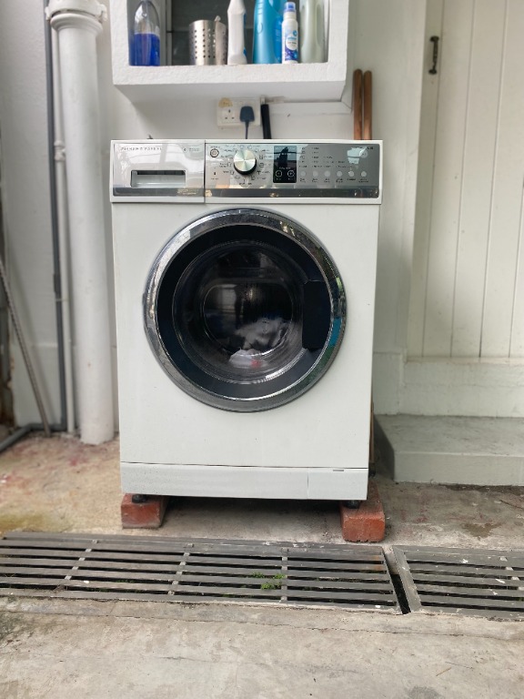 Fisher & Paykel Front Load Washer 10kg with 1400 Spin Cycle, TV