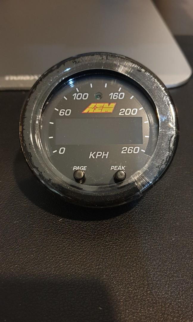 AEM 30-0313 X-Series GPS Speedometer – G2 Carbon