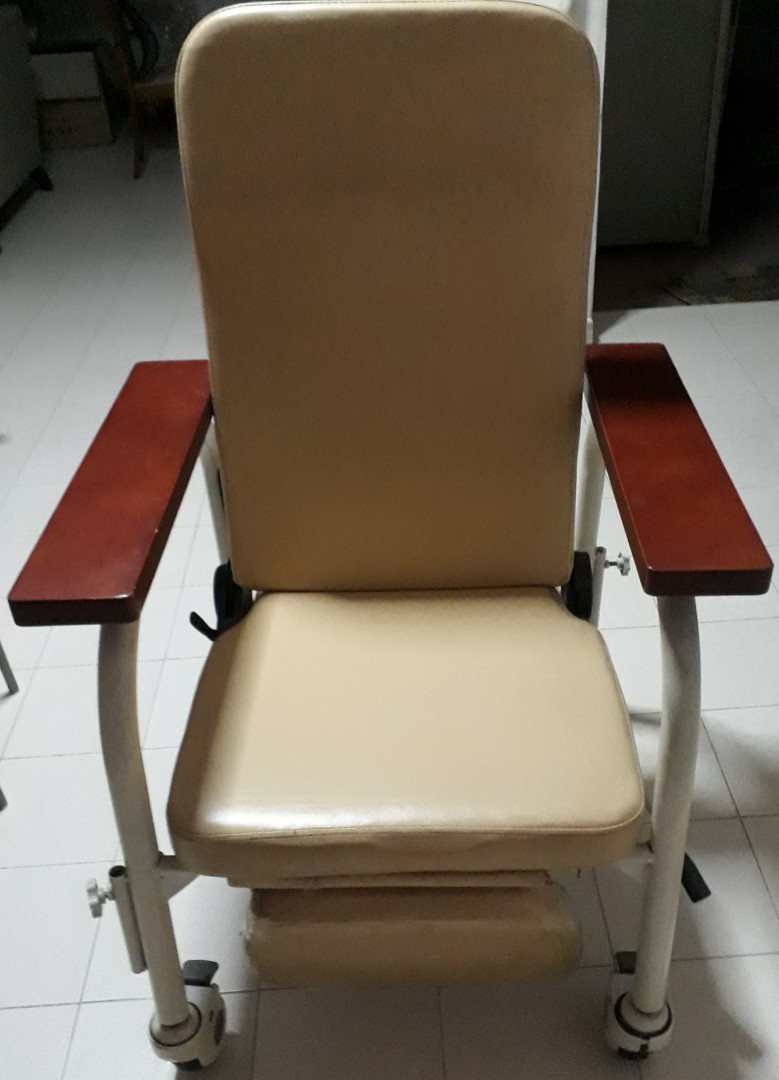 Geriatric chair, Health & Nutrition, Assistive & Rehabilatory Aids ...