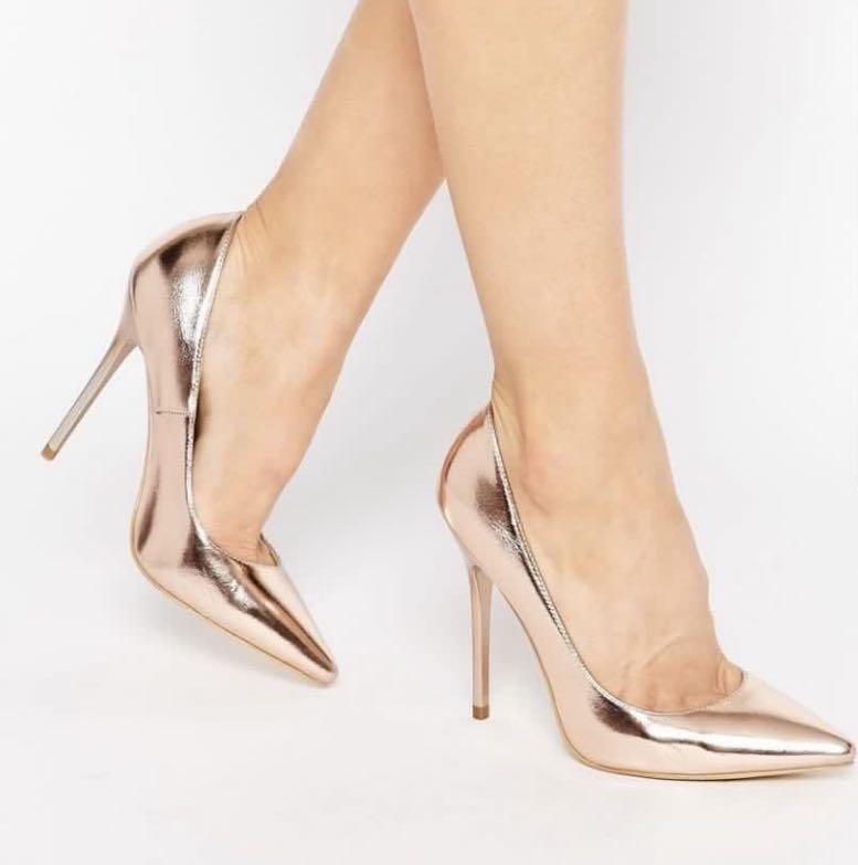 Gold pointed toe discount heels