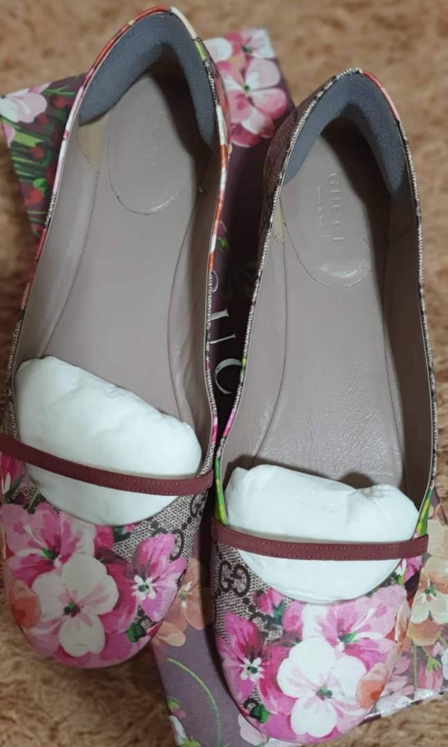Gucci bloom flats on sale