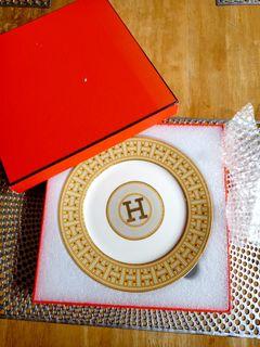 Hermes Plate 8in with individual box