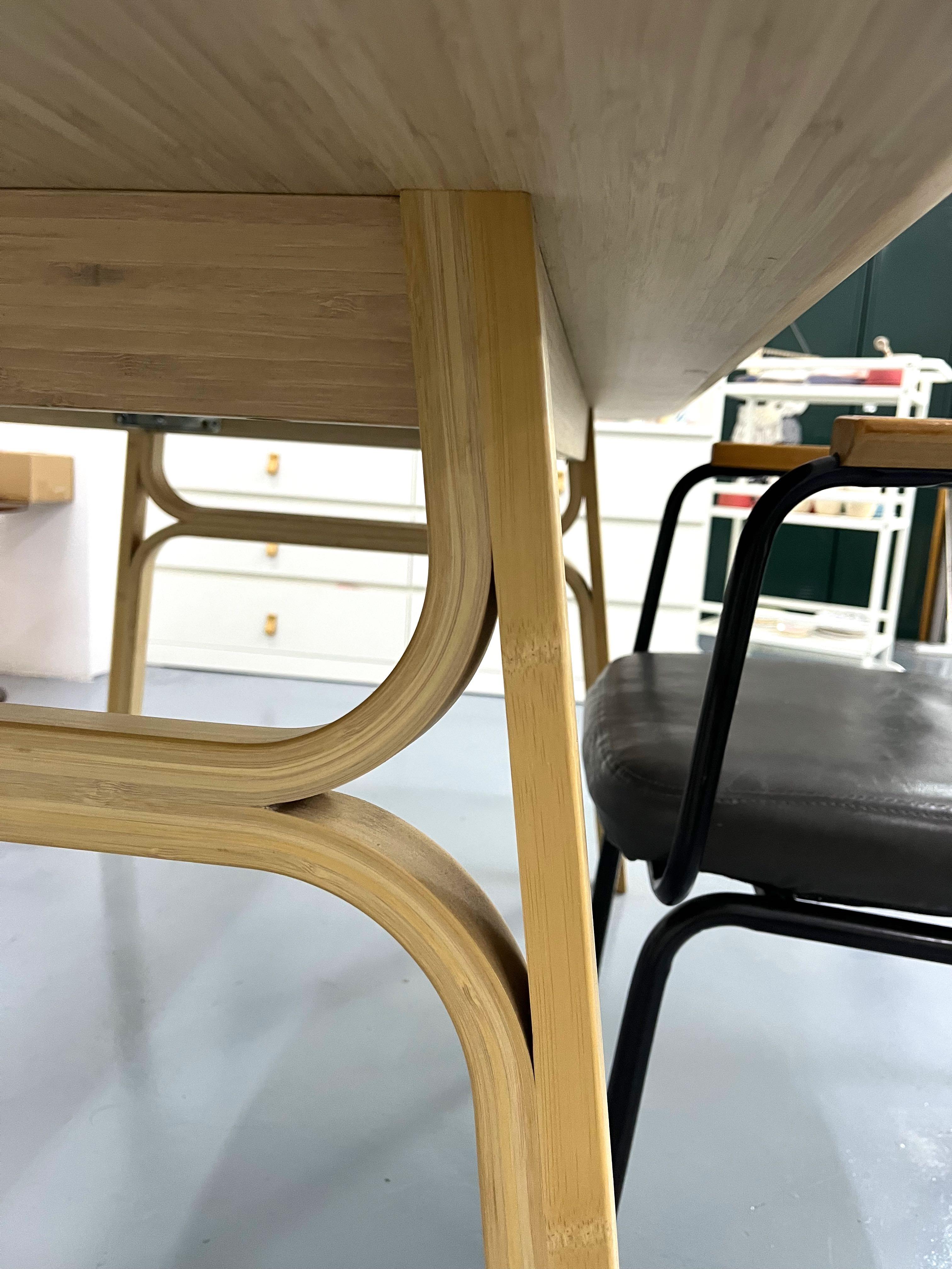 Voxlöv table shop