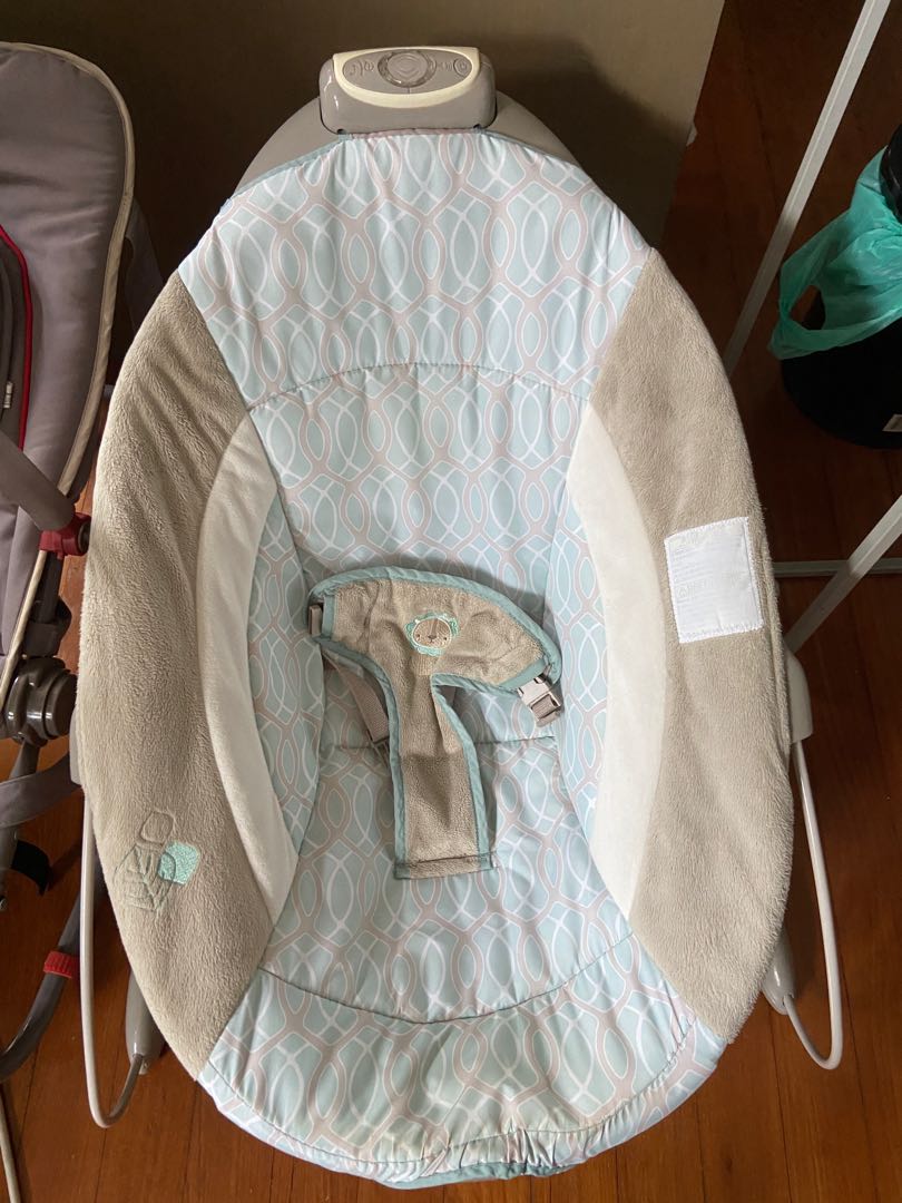 Ingenuity Baby Rocker, Babies & Kids, Infant Playtime on Carousell