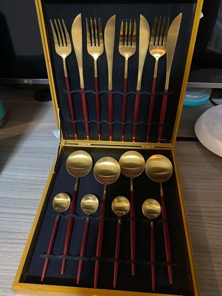 Korean cutlery set, Furniture & Home Living, Furniture, Tables & Sets on Carousell