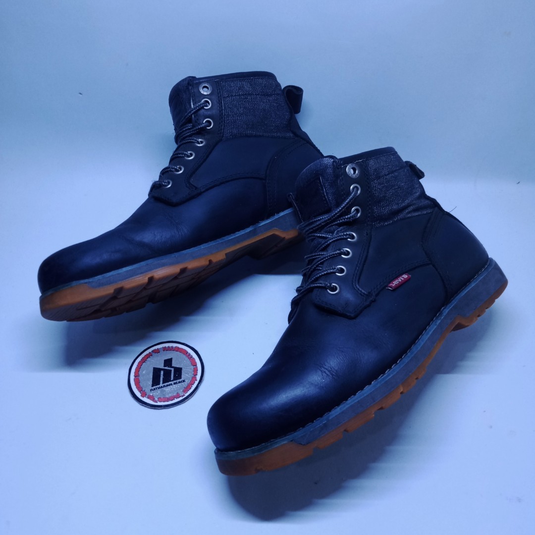 Levis logan boots new arrivals