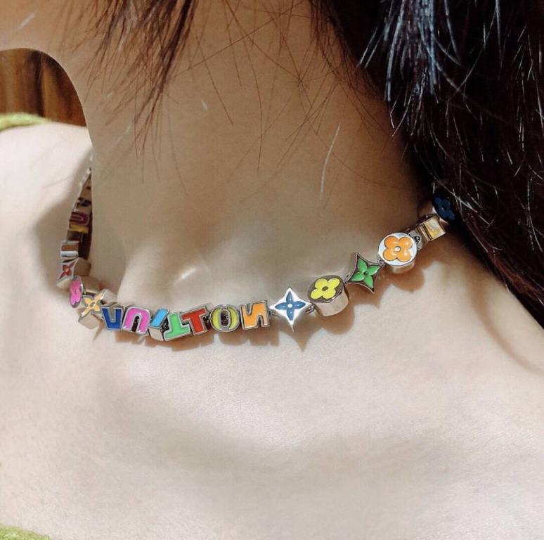 louis vuitton monogram party necklace｜TikTok Search