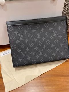 (Category: ) located in . Submitted by ebags (Listing ID 1166160984, Image 1). Description: .