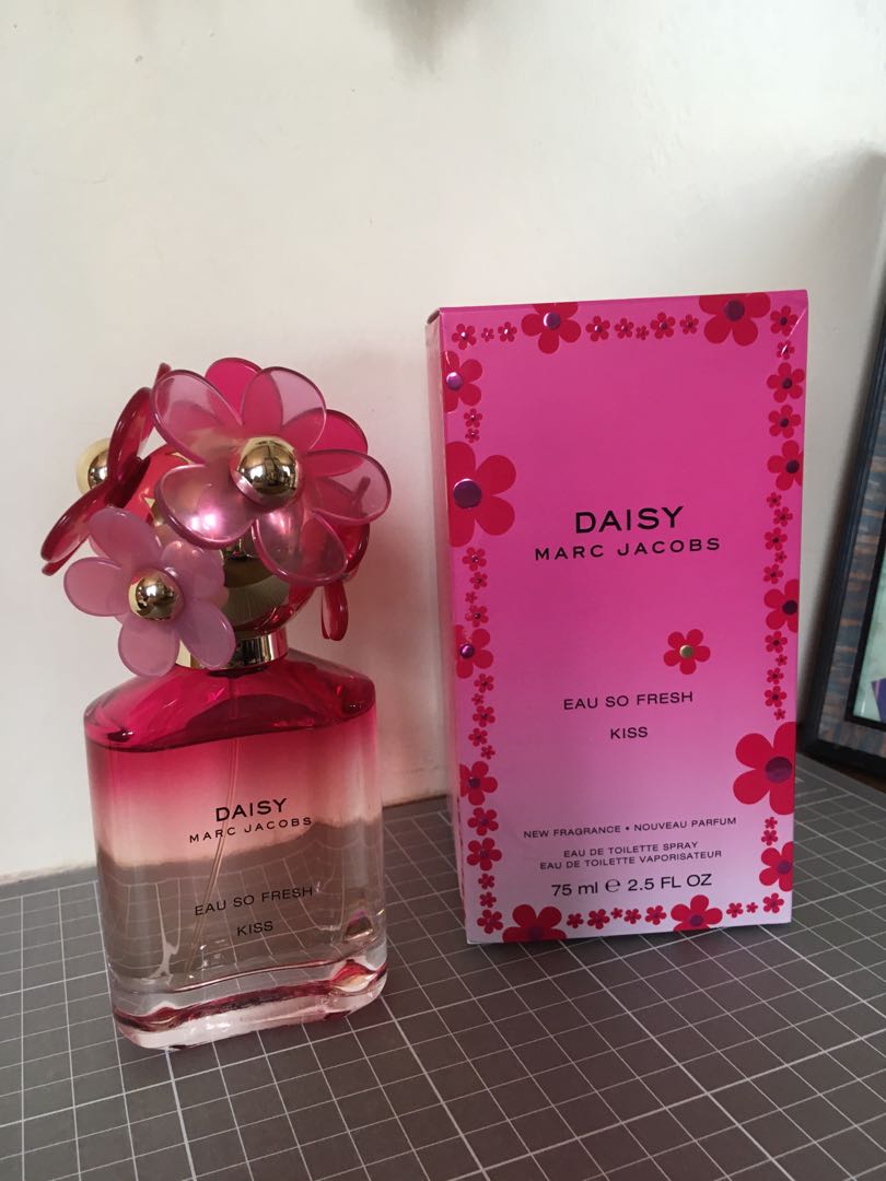 marc jacobs kiss perfume 75ml