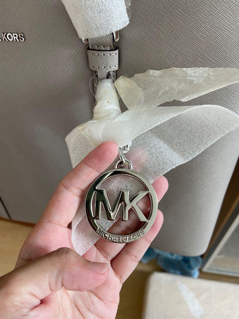 Michael kors sadie tote top