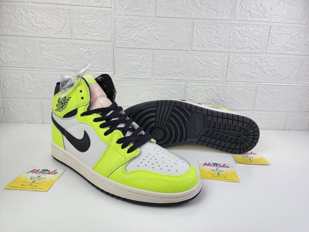 Nike Air Jordan 1 High Volt, Fesyen 