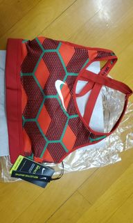 （分類：）位於 。 由 11018801 提交（商品編號 1166165519，圖片 1）。簡介： 。