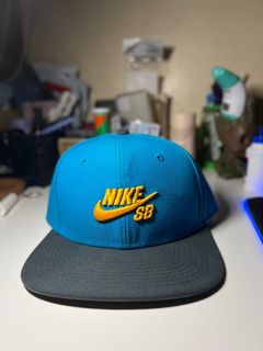 Nike SB Snapback Blue w/ Yellow Logo Used, Men's Watches & Accessories, & Hats Carousell