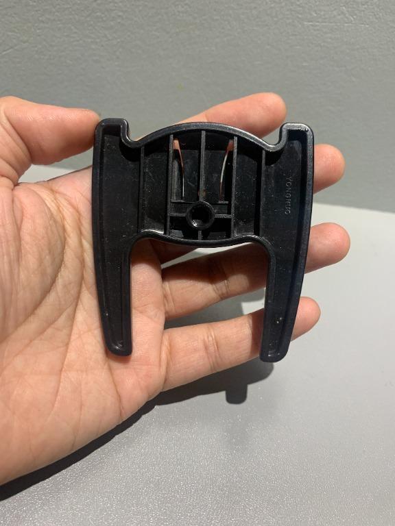 (LF7) Nikon Camera Flash Bracket (Base) (Category: Camera Bags & Carriers) located in Marikina City. Submitted by theflos (Listing ID 1166029518, Image 2). Description: .