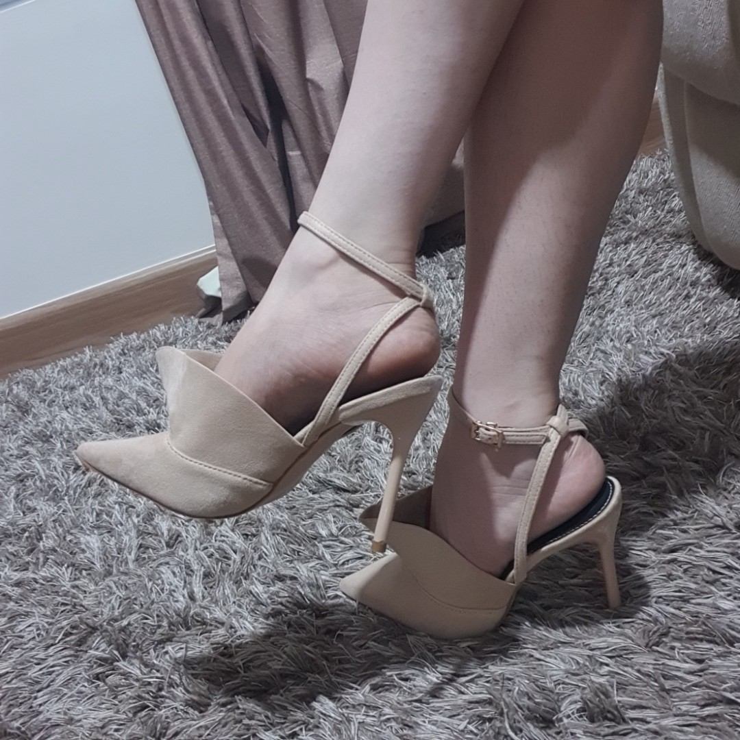 Classy nude heels store