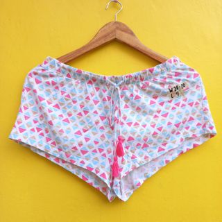 (Category: ) located in . Submitted by closetnow (Listing ID 1166086831, Image 1). Description: .
