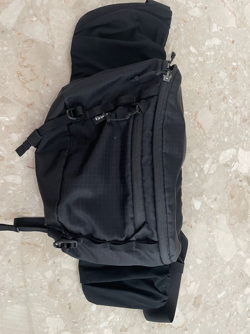 REI Trail 5 sling bag, Men's Fashion, Bags, Sling Bags on Carousell