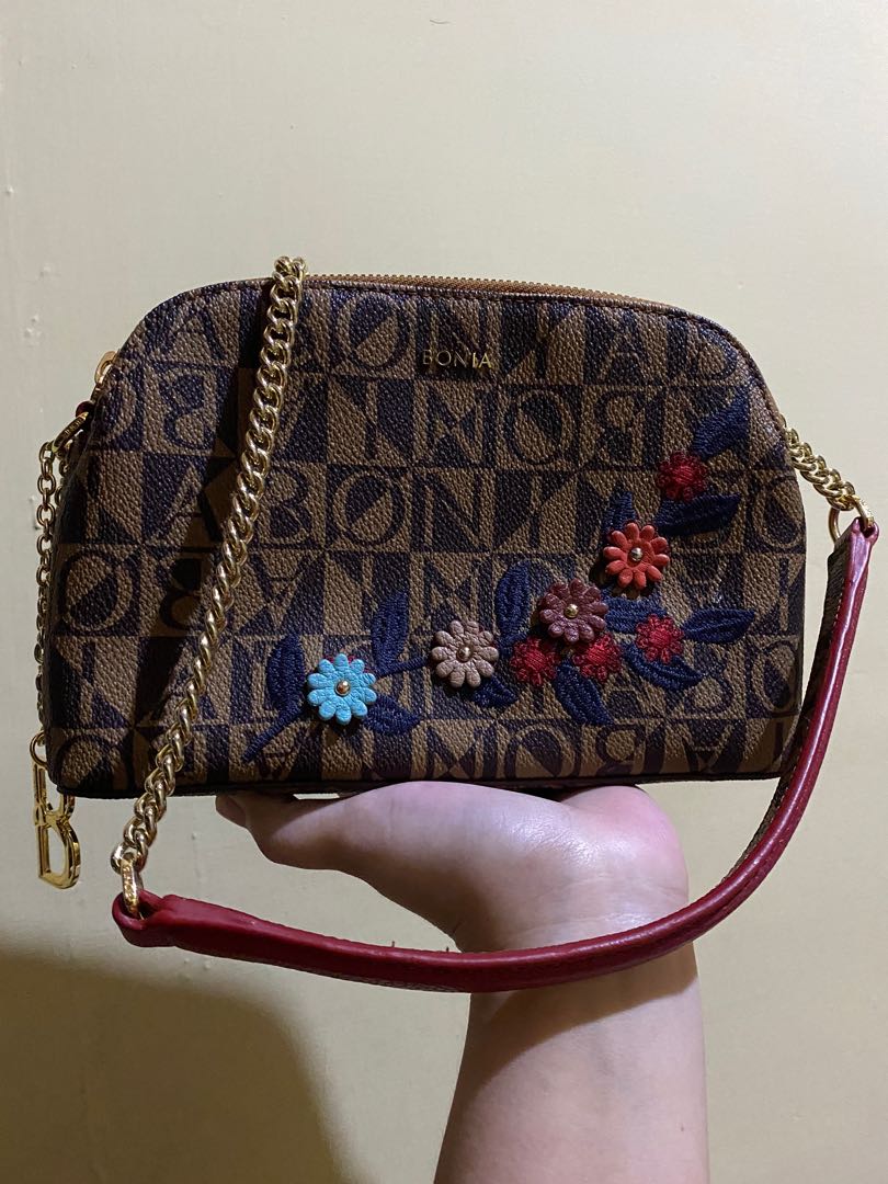 Ratu Tas Fossil - Tas BONIA ORIGINAL IDR 2JT #bonialuxbrandoriginal  #boniaoriginal #bonia #boniamalaysia #boniamurah #boniabag #jambonia  #jamboniaoriginal #jamboniamurah #boniaswatch