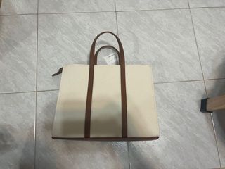 （分類：）位於 。 由 comeseeseesee 提交（商品編號 1166173832，圖片 1）。簡介： 。