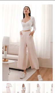 (Category: ) located in . Submitted by shopordrop (Listing ID 1166179816, Image 1). Description: .
