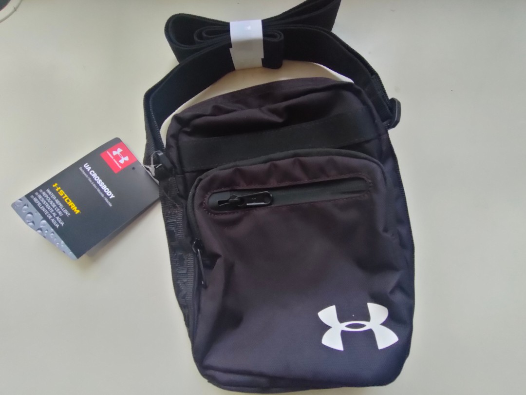 Under armour sling bag 100% authentic 