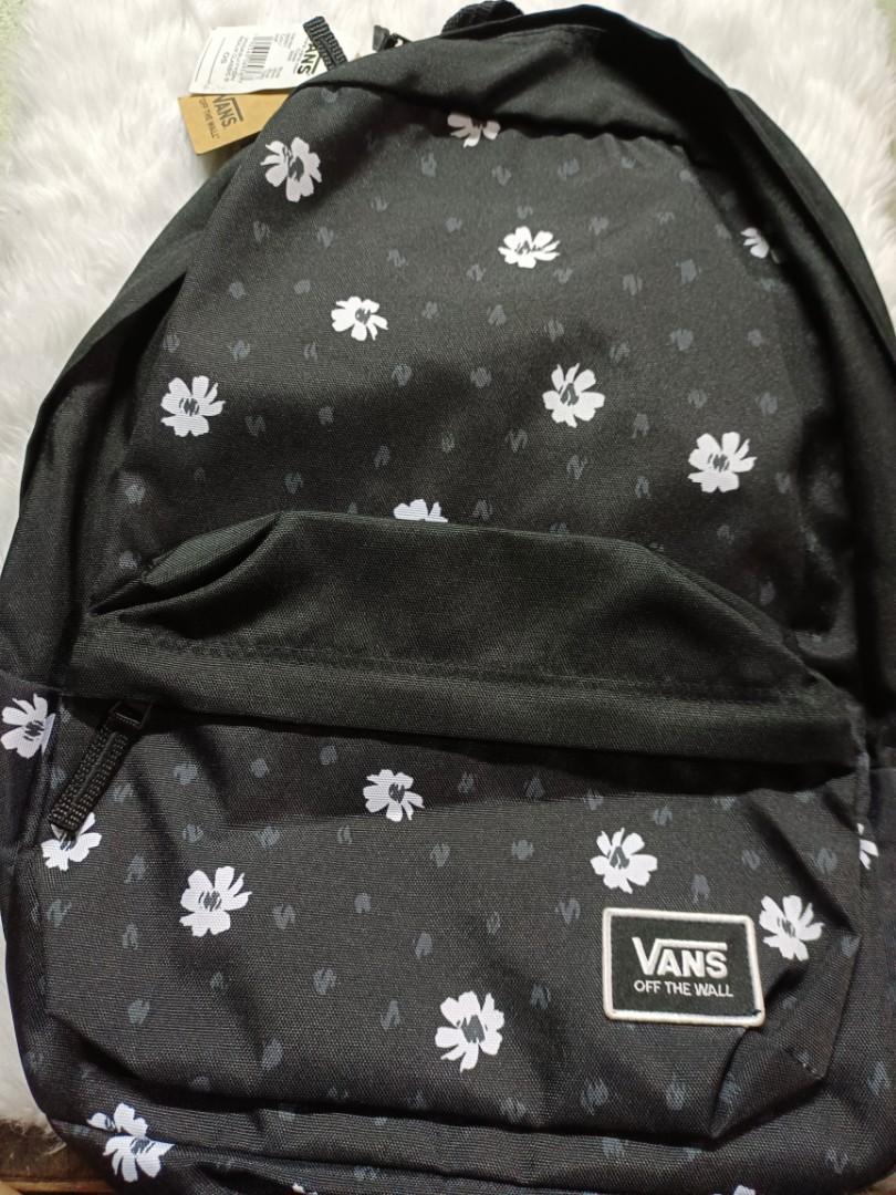 Vans backpack Women s Fashion Bags Wallets Backpacks on Carousell