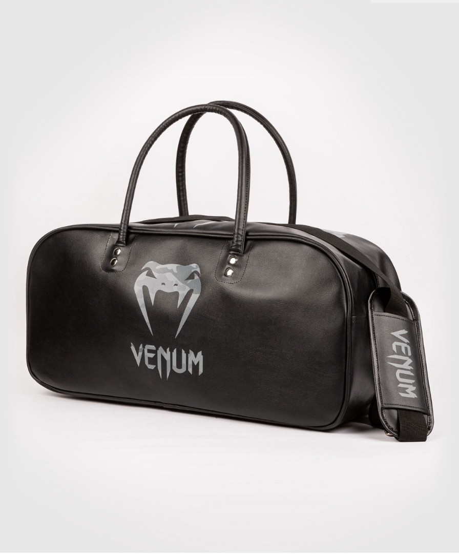 Venum origins gym/ duffel bag Large camo, Men's Fashion, Bags, Sling Bags on Carousell