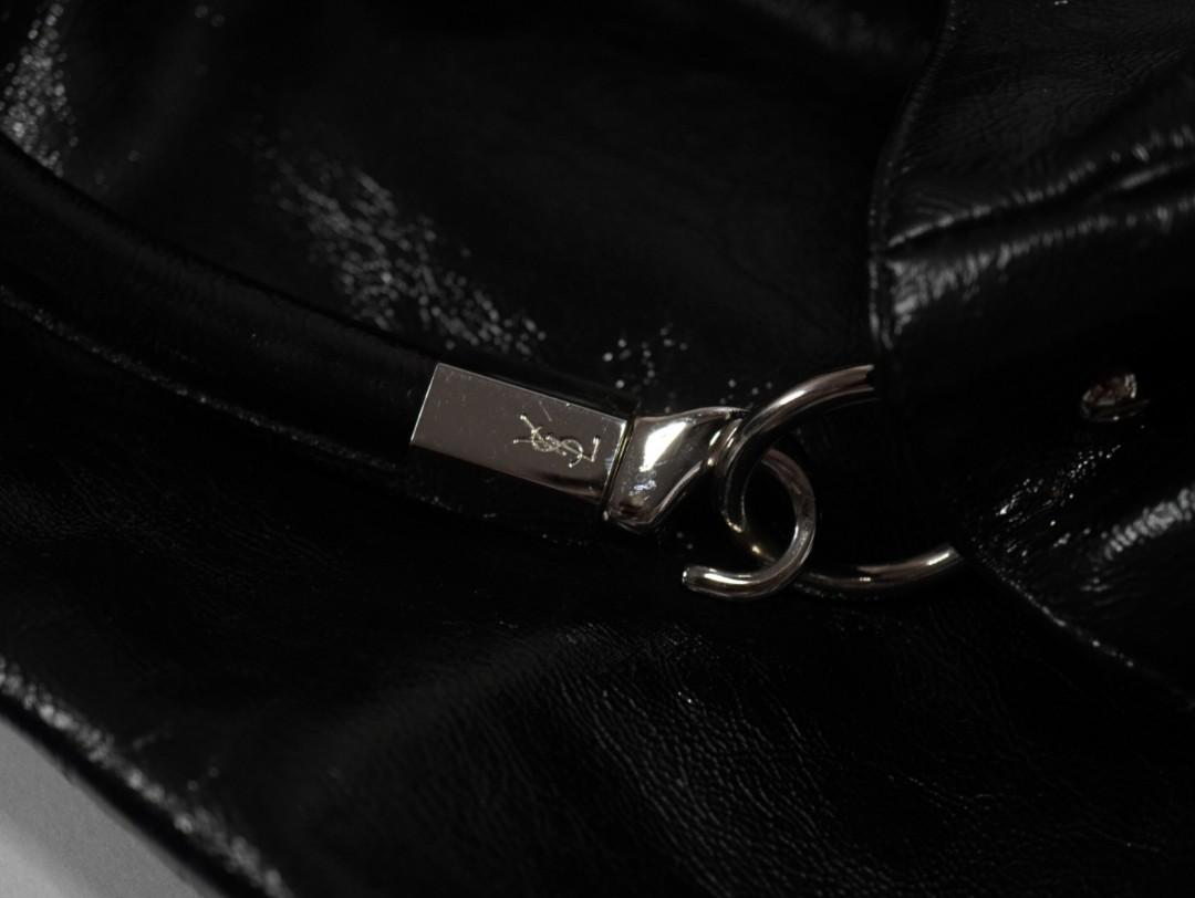 (YSL) Yves Saint Laurent Black Patent Leather Roady Bag, Women's ...